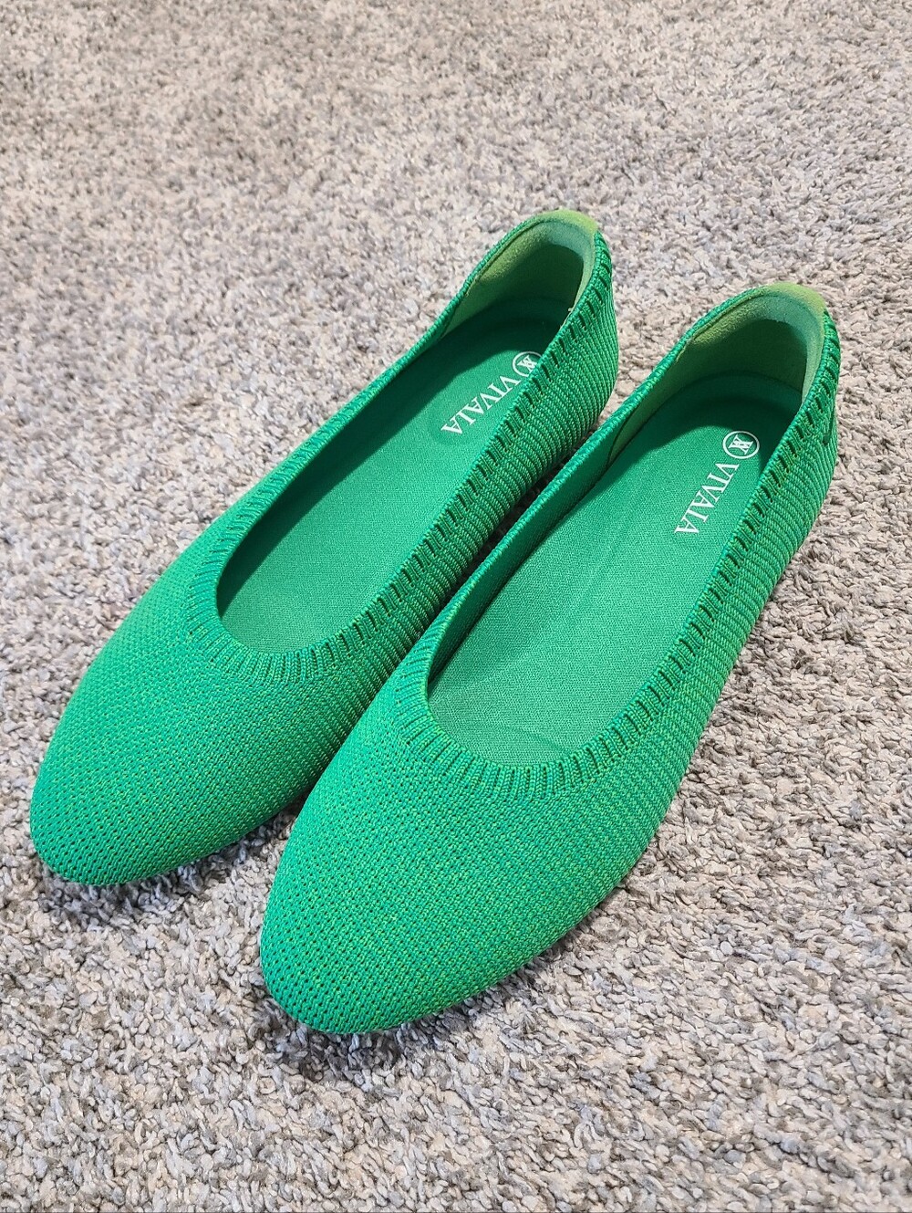 NWOB Vivaia Kelly Green Knit Almond Toe Ballet Flats Size 35.5 US 5.5